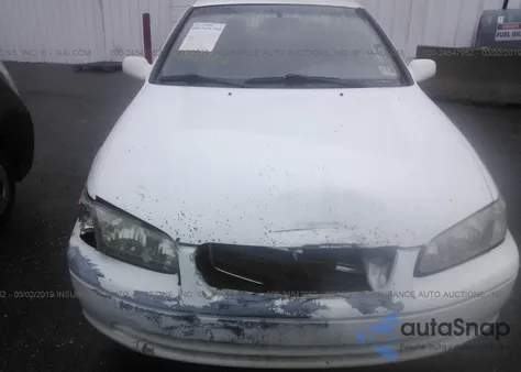 2000 Toyota Camry Le z USA, uszkodzony, nr VIN 4T1BG22K7YU982561